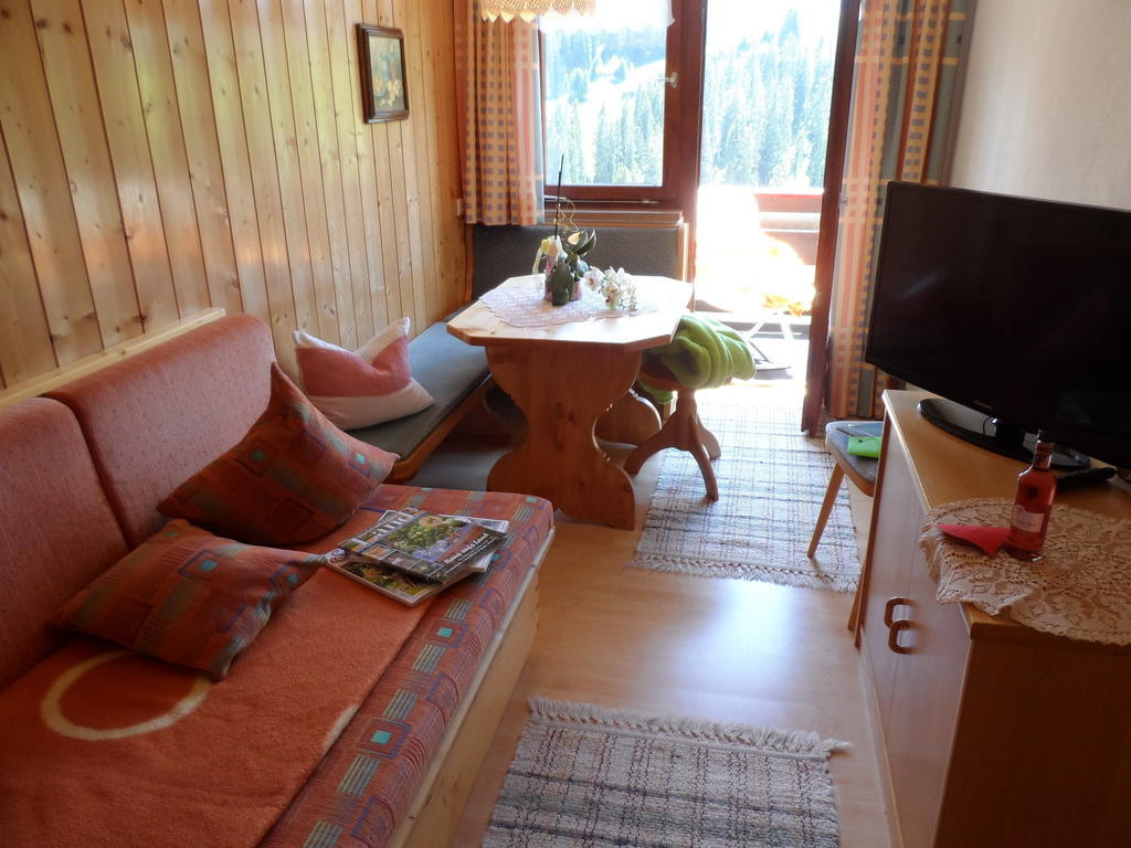 Appartement Haus Brunneck à Warth  Chambre photo